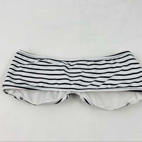 Victoria's Secret The BABE Bandeau Bikini Top - Picture 5 of 10